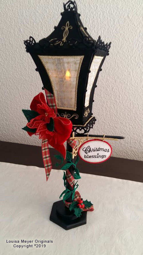 Christmas Lamp Post